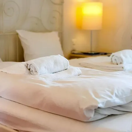 Residenza Vivian Deluxe Апартаменты *