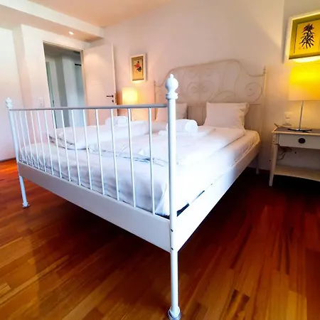 Residenza Vivian Deluxe Локарно