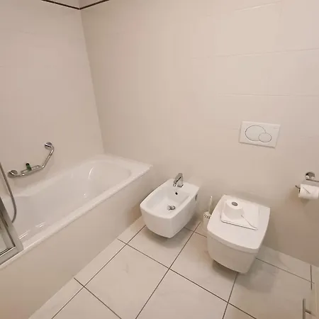 Residenza Vivian Deluxe Локарно