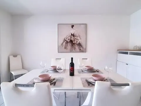 Residenza Vivian Deluxe Apartment Locarno