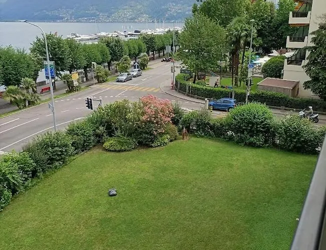 Residenza Vivian Deluxe 로카르노