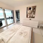 Residenza Vivian Deluxe アパート